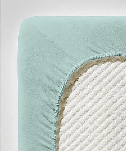 fleuresse Comfort Spannbettlaken aqua - Hochwertiges Spannbetttuch aus 96 % Baumwolle und 4 % Elasthan, mit Rundumgummizug für perfekten Sitz und schadstoffgeprüft nach Ökotex-Standard 100. Atmungsaktiv und bügelfrei für erholsamen Schlaf.