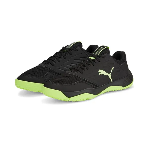 Puma Accelerate Turbo II Hallenschuhe für Kinder - Schwarz, Größe 33 - Leichte Hallenschuhe für Kinder mit PROFOAM-Technologie für optimale Dämpfung und PUMAGRIP-Gummimischung für besten Halt. Ideal für schnelle Bewegungen auf dem Platz.