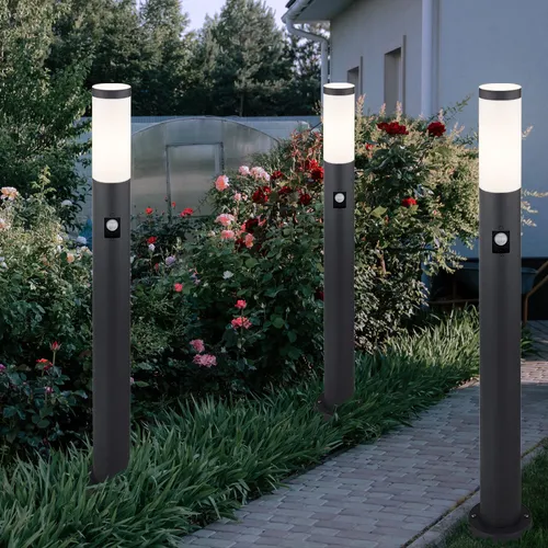 Stehlampe Außen Sockelleuchte mit Bewegungsmelder - Elegante Sockelleuchte aus Edelstahl, IP44 spritzwassergeschützt, mit Bewegungsmelder für optimale Sicherheit im Außenbereich. Ideal für Terrasse und Garten.
