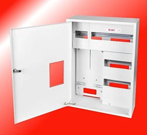 Zählerschrank Sicherungskasten Verteilerkasten IP-30 - Verteilerkästen mit 1 x 3 Phasen Zähler und 36 Sicherungen, ideal für sichere Stromverteilung und versiegelbar für zusätzlichen Schutz.