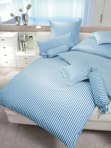 Janine Kissenbezug Modernclassic in blau von Janine