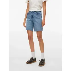 Vero Moda Jeans-Shorts in Hellblau - XL - Stylische Shorts für Damen mit Regular Waist und praktischen Gürtelschlaufen, ideal für warme Sommertage.