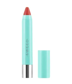 Sweed Le Lipstick French Girl 2,5 g - Lippenstift mit ultraweicher, veganer Formel, die Glanz verleiht und die Lippen nährt. Ideal für ein himmlisch weiches Gefühl und einfache Anwendung.