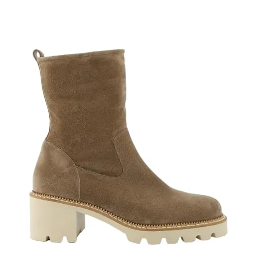 Paul Green 8133-058 Stiefeletten - Damen Stiefelette in Beige aus hochwertigem Veloursleder, ideal für stilvolle Wanderungen mit 5,5 cm Absatzhöhe und rutschfester Gummisohle.