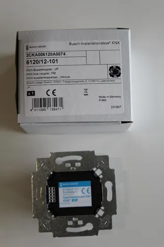 Busch-Jaeger 6120/12-101 Busankoppler - Unterputzdosen mit flexibler Kompatibilität für Busch-priOn Grundträger und KNX Bussysteme, ideal für maßgeschneiderte Automatisierungslösungen.