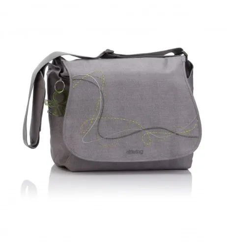 Okiedog Wickeltasche Urban New Sphinx - grau - Stylische Wickeltasche mit verstellbarem Schultergurt. Viele Fächer sorgen für Ordnung. Inklusive praktischem Zubehör und Clipix-System für einfachen Zugriff.