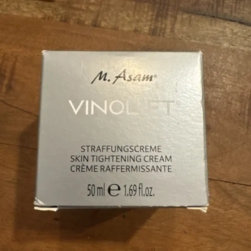 M. Asam VINOLIFT Straffungscreme 50ml – Anti-Aging Gesichtscreme für trockene Haut - Tagespflege mit Traubenstammzellen und Resveratrol, verbessert die Hautelastizität und reduziert Linien und Falten für ein pralles, ebenmäßiges Hautbild.