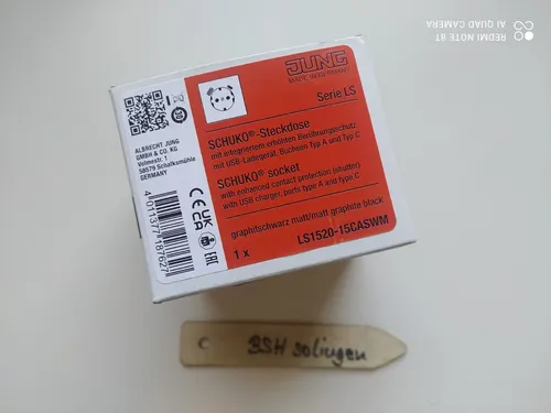 Jung LS152015CASWM SCHUKO-Steckdose mit USB Typ AC in schwarz von Jung