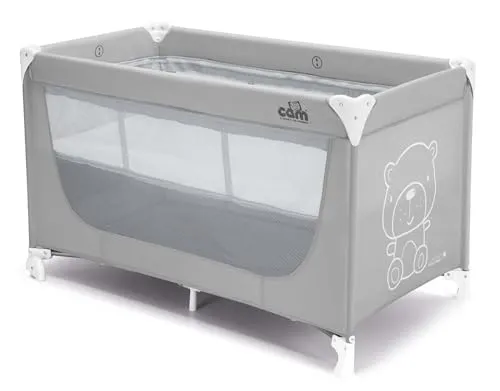 CAM Il Mondo del Bambino Pisolino Reisebettchen - TEDDY GRAU - Betten für Kinder von 0 bis 36 Monaten, mit praktischer Aufbewahrungstasche und zwei Rädern für mühelose Mobilität, inklusive passender Matratze für optimalen Schlafkomfort.