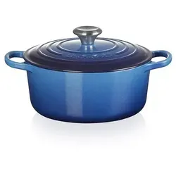 Le Creuset Signature Gusseisen-Bräter Ø 20 cm - Hochwertiger Gusseisen-Bräter für alle Herdarten, ideal zum Schmoren und Braten. Mit gleichmäßiger Wärmeverteilung für energieeffizientes Garen. Perfekt zum Servieren und Warmhalten.