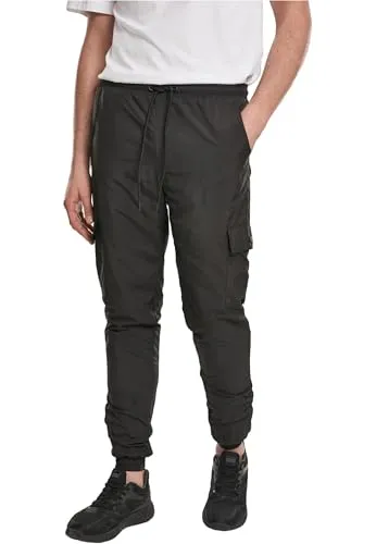 Urban Classics Cargo Nylon Track Pants Black 5XL - Wanderhosen mit elastischem Bund und Kordelzug, ideal für Komfort und Funktionalität während Ihrer Outdoor-Aktivitäten.