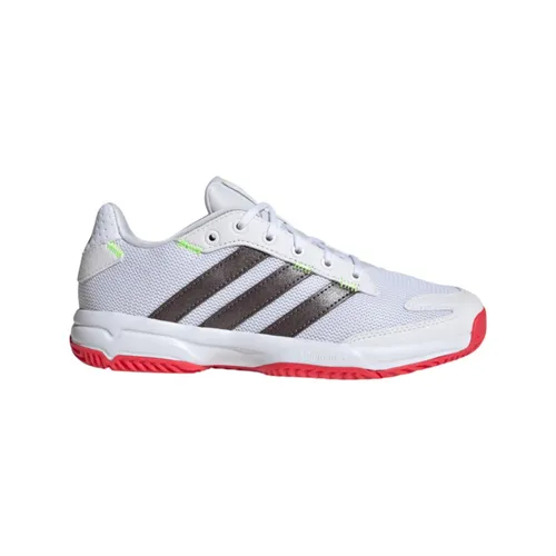 adidas Performance Hallenschuhe Stabil 2025 für Kinder - Hochwertige Hallenschuhe für Jungen mit atmungsaktivem Mesh-Obermaterial, Adiprene+ Dämpfung und optimalem Grip für explosive Bewegungen und Stabilität auf Hallenböden.
