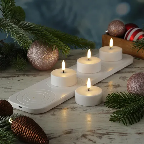 UYUNI LED Maxi Teelichter - 4 wiederaufladbare Teelichter mit Timer - Set aus 4 wiederaufladbaren LED Maxi Teelichtern mit realistischer 3D-Flamme. Ideal für stimmungsvolle Innen- und Außendekoration. Inklusive praktischer Ladestation und Timer für komfortable Nutzung.
