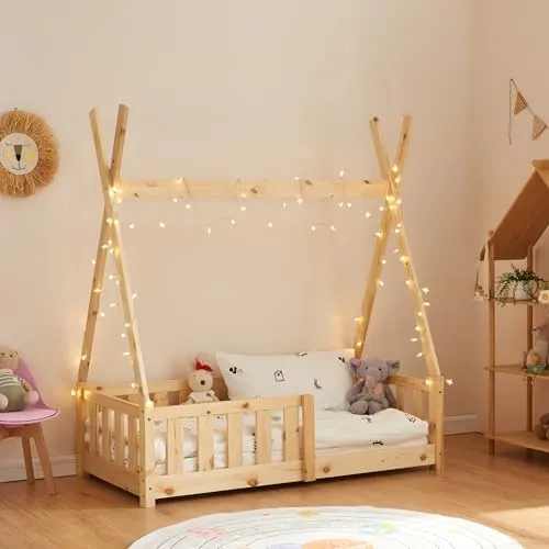 [en.casa] Kinderbett Helsingborg 70 x 140 cm mit Rausfallschutz - Kleinkindbett in zauberhafter Tipi-Optik, bietet sicheren Schlaf mit effektivem Rausfallschutz und robustem Design für langanhaltende Nutzung.
