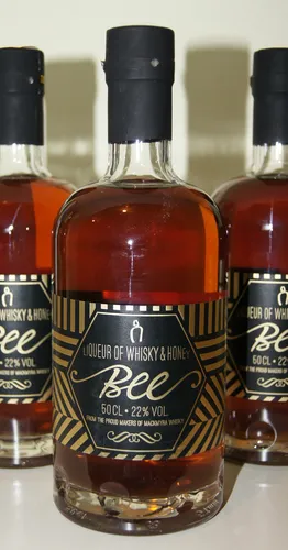 Mackmyra Bee Liqueur of Whisky and Honey 0.5L 22% Swedish whisky liqueur
