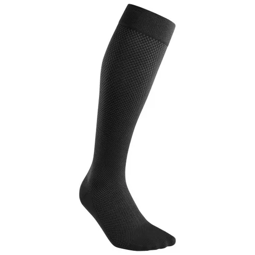 CEP Herren Business Tall Kompressionssocken - III - black - Herrensocken mit leichter Kompressionswirkung, feuchtigkeitsregulierendem Material und rutschsicherem Sitz – ideal für Büro, Geschäftsreisen und den Alltag.