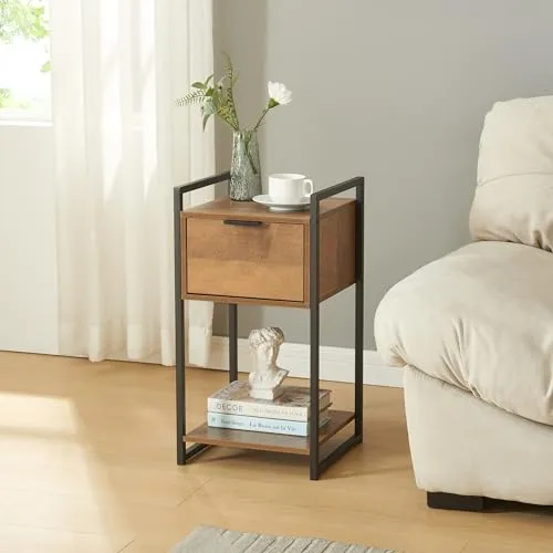 [en.casa] Beistelltisch Namsskogan - Eleganter Sofatisch mit Schublade - Beistelltisch fürs Wohnzimmer mit stilvollem Walnussdesign und praktischer Schublade für zusätzlichen Stauraum, ideal für Snacks und Bücher.