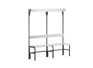 Umkleidebank mit Garderobenteil, 1500 mm breit - Stabile Stahlrohr-/Alu-Konstruktion, ideal für Feuchträume, einfach zu montieren und erweiterbar. Perfekt für Gartenmöbel und Umkleidebereiche.