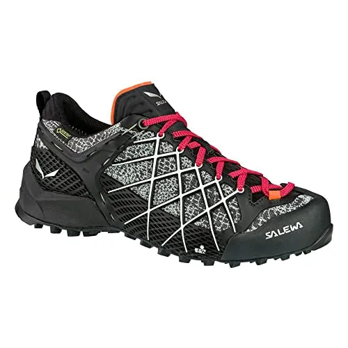 SALEWA Wildfire Gore-Tex Damen Zustiegsschuhe - Schwarz, Größe 40,5 - Technische Wanderschuhe für Damen mit GORE-TEX Membran für Wasserdichtigkeit und POMOCA Sohle für hohe Kletterperformance, ideal für Zustiege und alpine Klettereien.