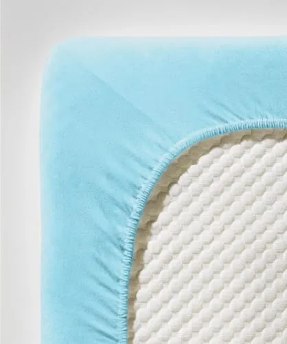 fleuresse Comfort Spannbettlaken - Himmelblau, 96% Baumwolle, 4% Elasthan - Spannbetttuch mit Rundumgummizug für perfekten Sitz, atmungsaktiv und hautsympathisch. Ideal für Matratzen bis 26 cm Höhe, schadstoffgeprüft nach Ökotex-Standard 100.