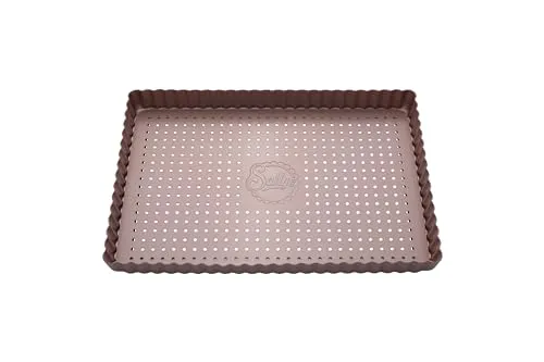 Sallys Tarteformen eckig - 310x200 mm - Auflaufformen mit hochwertiger Antihaftbeschichtung in schimmerndem Roségold, hitzebeständig bis 240 °C. Der perforierte Hebeboden sorgt für gleichmäßiges Backen und müheloses Entnehmen.