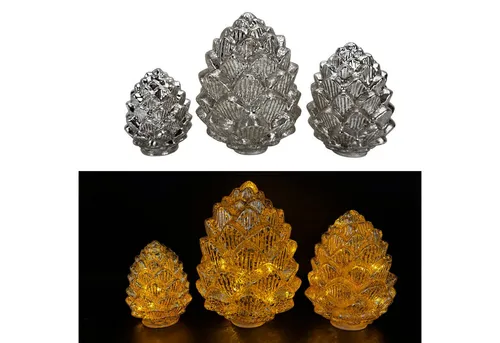 Online-Fuchs LED-Dekofigur 3 Tannenzapfen mit Timer - Stimmungsvolle Deko für Herbst & Winter - Diese eleganten Tannenzapfen aus Glas sorgen mit warmen Farbtönen für eine gemütliche Atmosphäre. Wählen Sie zwischen Dauerlicht oder Funkeleffekt und nutzen Sie die praktische 6-Stunden-Timerfunktion für stimmungsvolle Akzente.