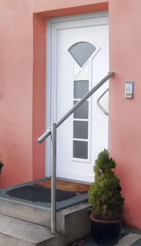 GE1 Edelstahl Treppengeländer 1,5m - Modernes Handlaufdesign - Treppen Kategorie: Hochwertiges Edelstahl-Geländer für den Außenbereich, bietet Sicherheit und Stil mit modernem Design.