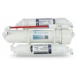 Umkehrosmose Wasserfilter RO3 - transportabel für Aquarianer - Der Umkehrosmose Wasserfilter RO3 ist ideal für unterwegs. Mit seiner kompakten Bauweise und einfacher Anbringung an den Wasserhahn sorgt er für reines Wasser ohne schwerwiegende Verunreinigungen – perfekt für Haushalt und Reisen.