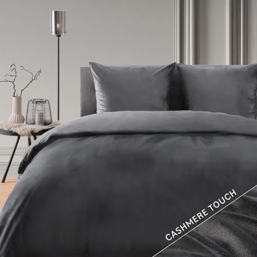 Blumtal Bettwäsche Cashmere-Touch Plüsch - Bettwäsche-Sets aus extrem weichem Plüschstoff für luxuriösen Komfort und Wärme. OEKO-TEX zertifiziert, pflegeleicht und in 8 stilvollen Farben erhältlich.