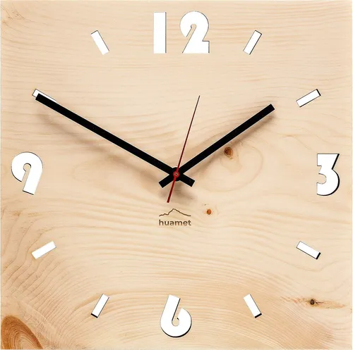 Huamet Wanduhr aus Zirbenholz in braun von Huamet