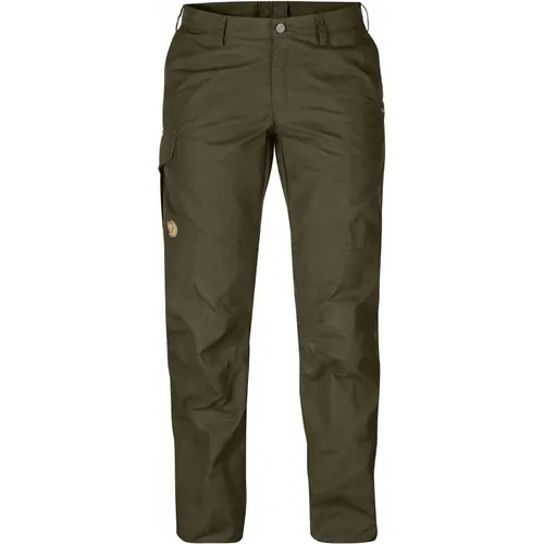 Fjällräven Karla Pro Trousers Dark Olive (38) - Robuste Outdoor-Hose aus wind- und wasserabweisendem G-1000 Silent, ideal für Wanderungen und Abenteuer in der Natur. Mit hervorragender Bewegungsfreiheit und anpassbaren Beinabschlüssen.