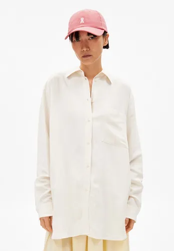 Damen Bluse MAALGAA LINO Loose Fit Oatmilk - Leichte Damenbluse aus Leinen-Mix für hohen Tragekomfort, ideal für warme Tage. Nachhaltig aus 74% Viskose (LENZING ECOVERO) und 26% Leinen gefertigt.