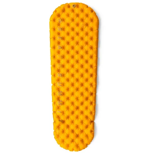 Sea to Summit Ultralight XR Isomatte Orange - Regular 183 x 55 x 6,5 cm - Ultraleichte, luftgefüllte Isomatte in Orange. Ideal für Trekking, Camping und Bikepacking. Kompakt und bequem für erholsame Nächte in der Natur. Entdecken Sie weitere Produkte von Sea to Summit!