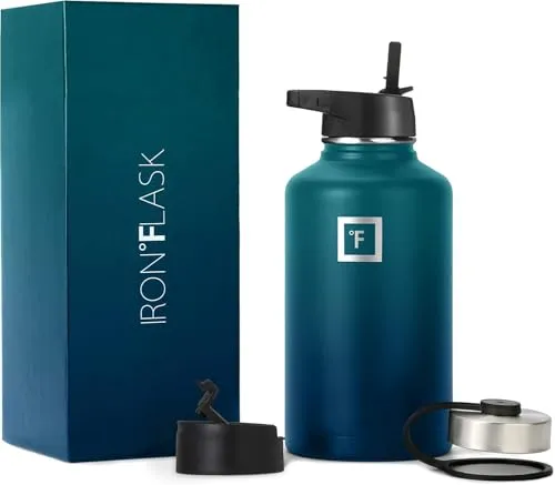 Iron Flask Sportwasserflasche 64 Unzen - Vakuumisolierter Edelstahl - Thermosflasche mit doppelwandiger Isolierung, hält Getränke 24 Stunden kalt oder 12 Stunden warm. Inklusive 3 Deckel für vielseitigen Gebrauch, perfekt für Outdoor- und Fitness-Enthusiasten.