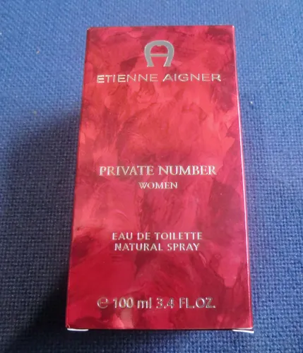 Etienne Aigner Explosive 100ml Eau de Toilette - Damenparfüm mit einem aufregenden, dynamischen Duft, ideal für jeden Anlass und perfekt für selbstbewusste Frauen.