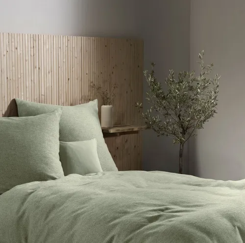 fleuresse Edelflanell Bettwäsche Set, 2-teilig - Bettwäsche-Sets aus hochwertigem Edelflanell, atmungsaktiv und feuchtigkeitsregulierend für erholsamen Schlafkomfort in jedem Jahr.