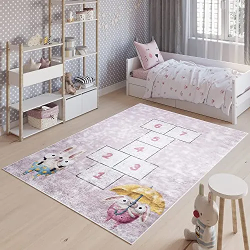 TAPISO Emma Teppich Waschbar bei 30 Grad Rosa Hasen Hüpfspiel bedruckter Kinderteppich Antirutsch Kinderzimmer Jugendzimmer Modern ÖKO-TEX 80 x 150 cm