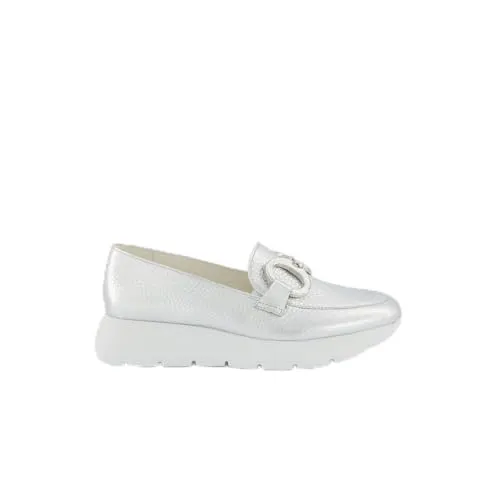 Paul Green Silberfarbene Leder Slipper 39 EU - Halbschuhe in Metallic Silver, aus hochwertigem Leder, mit bequemem Blockabsatz von 4 cm – ideal für lässige Outfits.