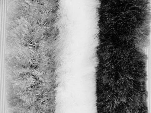 Arisol Flauschvorhang 56 x 185cm grau / weiß / schwarz - Türzubehör: Stylischer Flauschvorhang für Camping, schützt vor Insekten und sorgt für Privatsphäre.