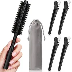 Kleine Runde Haarbürste 1,2 Zoll mit Wildschweinborsten und Haarspangen - Professionelles Styling für Zuhause: Diese kleine runde Haarbürste mit Wildschweinborsten sorgt für Glanz und reduziert Frizz. Inklusive 4 stabilen Haarspangen für müheloses Styling. Ideal für kurze Haare und Pony!