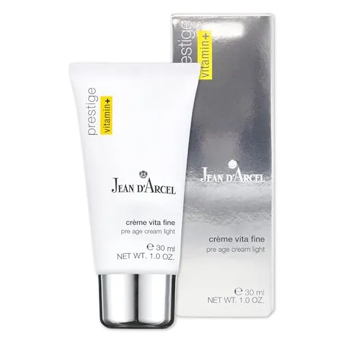 JEAN D'ARCEL PRESTIGE Reisegröße Crème Vita Fine 30 ml - Tagespflege für normale bis leicht trockene Haut, ideal für Reisen. Diese Mini 24h Gesichtscreme spendet intensive Feuchtigkeit und reduziert feine Falten durch wertvolle Anti-Aging Wirkstoffe.