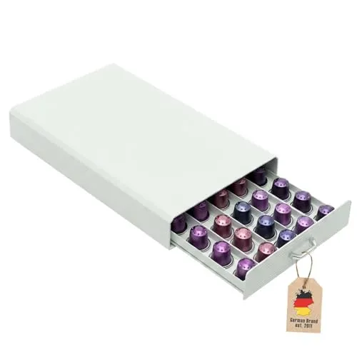 INTIRILIFE Aufbewahrungsschublade für 50 Kaffeekapseln – Kompatibel mit Nespresso - Praktische Schublade für bis zu 50 Kaffeekapseln, ideal zur übersichtlichen Aufbewahrung. Das elegante Design mit Metallgriffen passt perfekt in jede Küche oder ins Büro. Robust und leicht zu reinigen – für eine stilvolle Kaffeepause!