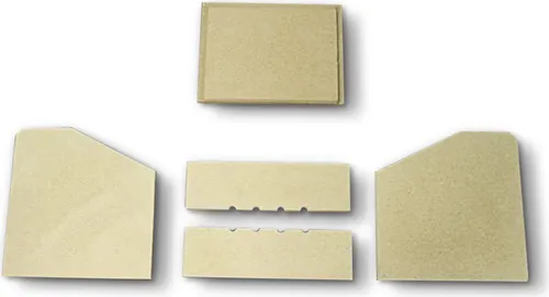 Feuerraumauskleidung B für Fireplace Beni Kaminofen - Ersatzteil für Kaminöfen: Passgenaue Feuerraumauskleidung B aus Vermiculite, ideal für eine einfache Installation. Maße: Seitensteine 322x313mm, Rückwand 345x101mm. Sichern Sie sich Effizienz und Langlebigkeit für Ihren Kaminofen.