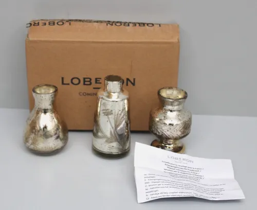 räder Mini Vasen 3er Set Freiform Porzellan weiß 0016479 - Vasen-Set aus Porzellan, perfekt für kleine Blumenarrangements und verleiht Ihrem Zuhause Eleganz und Frische.