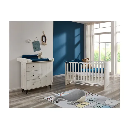 Babyzimmer 2er-Set Lavea, mehrfarbig - Komplett Babyzimmer in hochwertiger White-Oak-Nachbildung, mit pflegeleichten Oberflächen und modernen schwarzen Metallgriffen. Ideal für stilvolle Kinderzimmer!