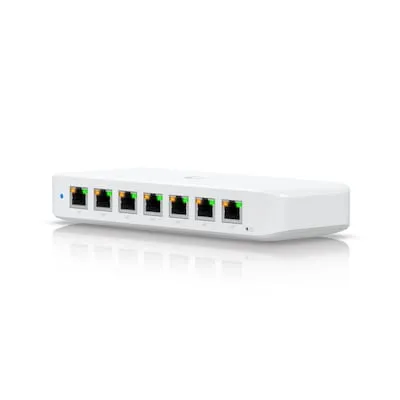 Ubiquiti UniFi Ultra 210W 8-Port Switch Layer 2, PoE+ - Managed Switch mit 8 Ports und PoE+ für einfache Netzwerkverwaltung und Stromversorgung über Ethernet, ideal für moderne Netzwerkinfrastrukturen.
