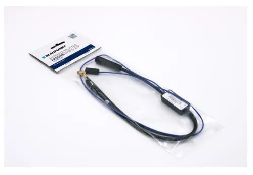 Blaupunkt Auto-Antennen-Adapter DIN 150 Ohm - Car-Multimedia-Systeme, passiver Antennensplitter für optimale Radioempfangsqualität im Fahrzeug.