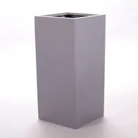 Elegant Einrichten Pflanzkübel Fiberglas Säule 38x38x100cm Grau - Stilvolle Fiberglas-Pflanzsäule in elegantem Grau, ideal für jeden Raum. Verleihen Sie Ihrem Zuhause mit Ihren Pflanzen einen besonderen Akzent und nutzen Sie die Säule als Raumteiler oder Wegmarkierung.