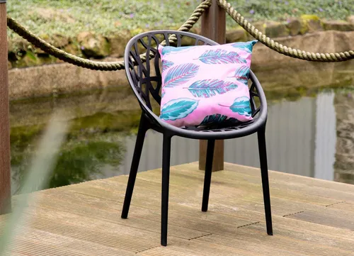 BURI Gartenstuhl - Wetterfester Stapelstuhl in Schwarz, Weiß und Braun - Gartenstühle aus robustem Kunststoff, ideal für den Außenbereich, stapelbar und wetterfest für eine platzsparende Aufbewahrung.