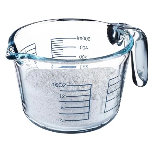 KADAX Messbecher aus Glas, Glaskännchen mit ergonomischem Griff, Widerstandsfähiges Messgefäß für flüssige als auch pulvrige Produkte, Messkanne zum Backen und Kochen (0,5 Liter)